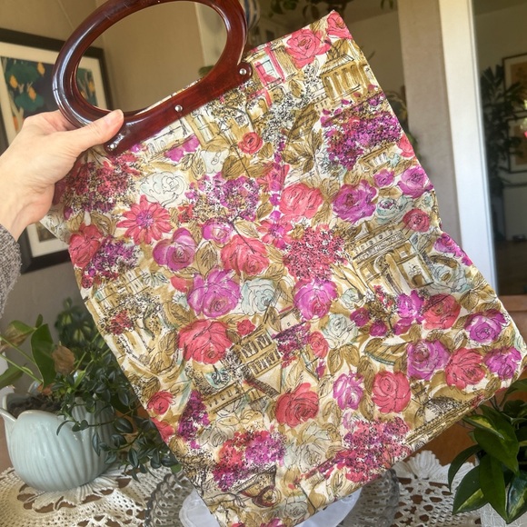 Vintage 1960s Lady’s Pride Adjustable Size Bag with Lucite Handles - Picture 3 of 6